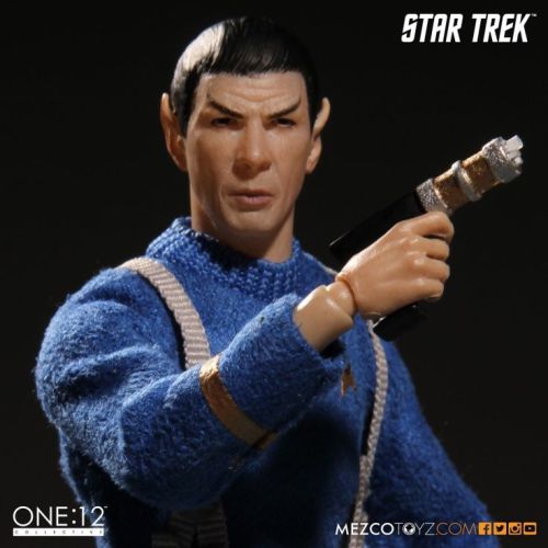 Mezco-Variant-Spock-4